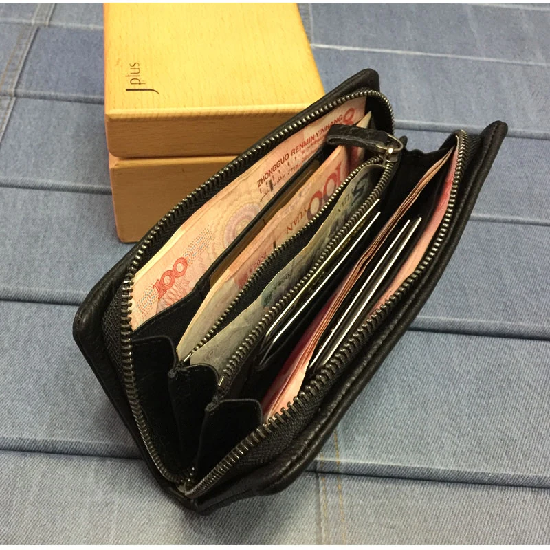 2019 Fashion rivet Genuine Leather Wallet men Long wallet Leather male purse Clutch Bag zip around money bag money clip Black
2019 Fashion rivet Genuine Leather Wallet men Long wallet Leather male purse Clutch Bag zip around money bag money clip Black