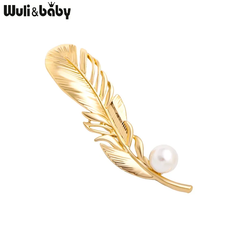

Wuli&baby Classic Pearl Feather For Women Men Alloy Party Office Brooch Pin Gifts