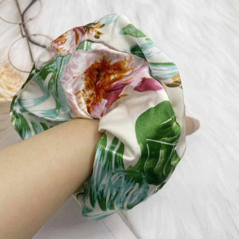 

2021 New Bohemian Print Hair Scrunchie Ponytail Holder Hairband Scrunchy Women Girls Hair Ties Hair Accessories