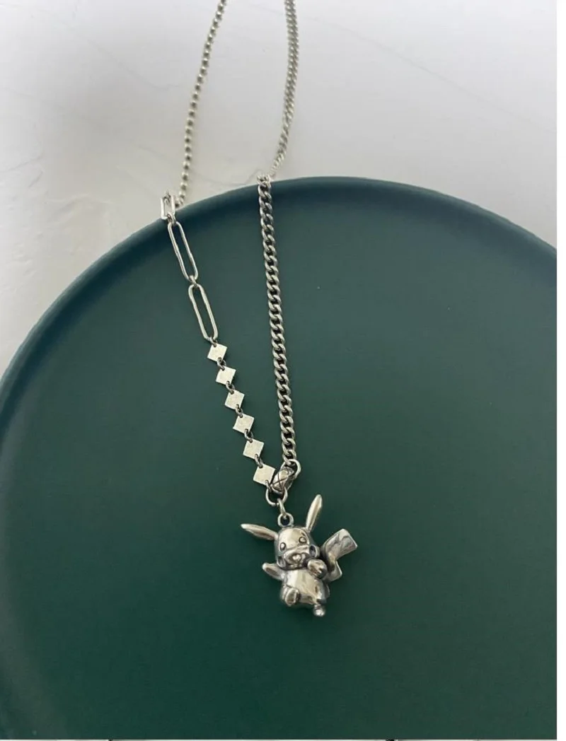 Женский свитер с цепочкой в стиле ретро | Украшения и аксессуары