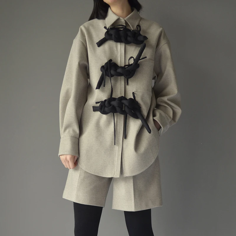 

TWOTWINSTYLE Casual Patchwork Button Shirt For Women Lapel Long Sleeve Loose Blouse Female Fashion New Clothing 2020 Autumn