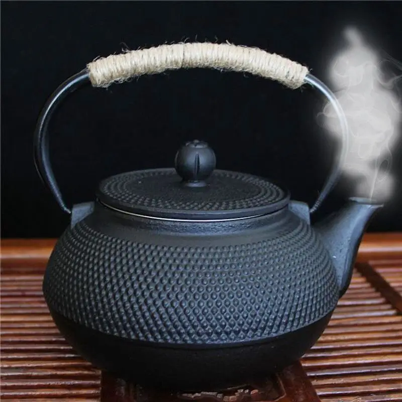 

1200ML Cast Iron Teapot with Fine Mesh Design and Stainless Steel Strainer Q-195 Tea Set