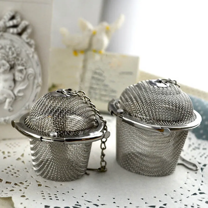 

1Pcs Bucket Shape Stainless Steel Locking Spice Filter Kitchen Accessories Grids Mesh Tea Ball with Chain Tea Strainer Silver