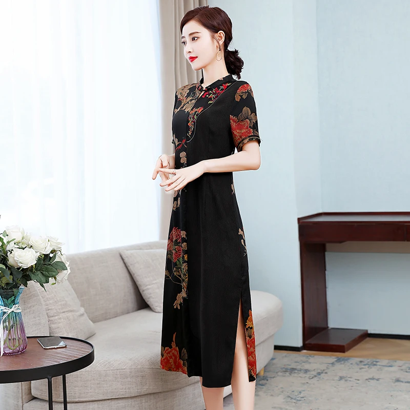 

2020 New Summer Women Dress High Quality Embroidery Flowers Print Silk Dress Chinese Style Vintage Cheongsam Dress