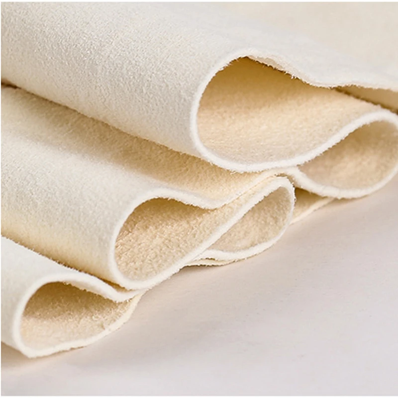 Впитывающее быстросохнущее полотенце из натуральной замши 30 х30 см для мытья