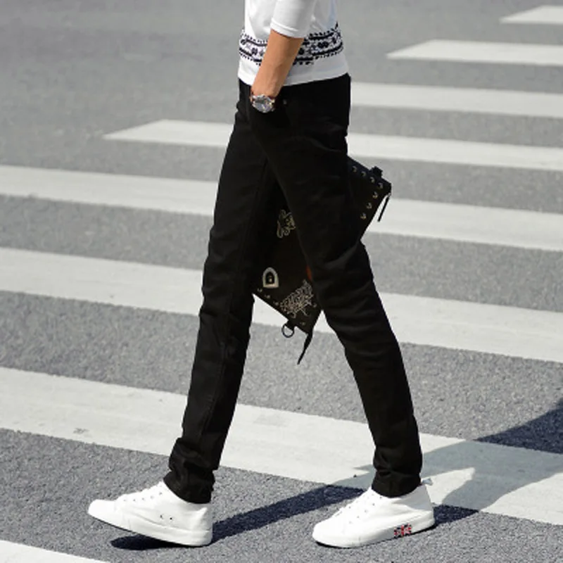 

2021 2020 fashion Business Men's Pure Black and White Jeans Thin Slim Straight Slim Youth Students Casual pencil Trousers