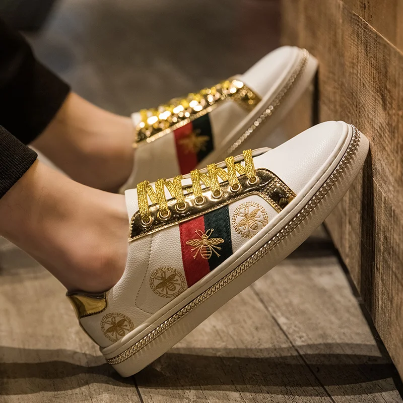 Женские кроссовки с вышивкой пчела золотистые повседневные уличные на плоской