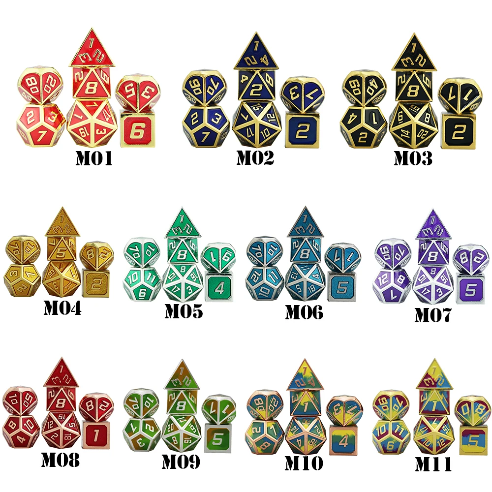 Набор металлических игральных костей с блестящими и гладкими поверхностями 25