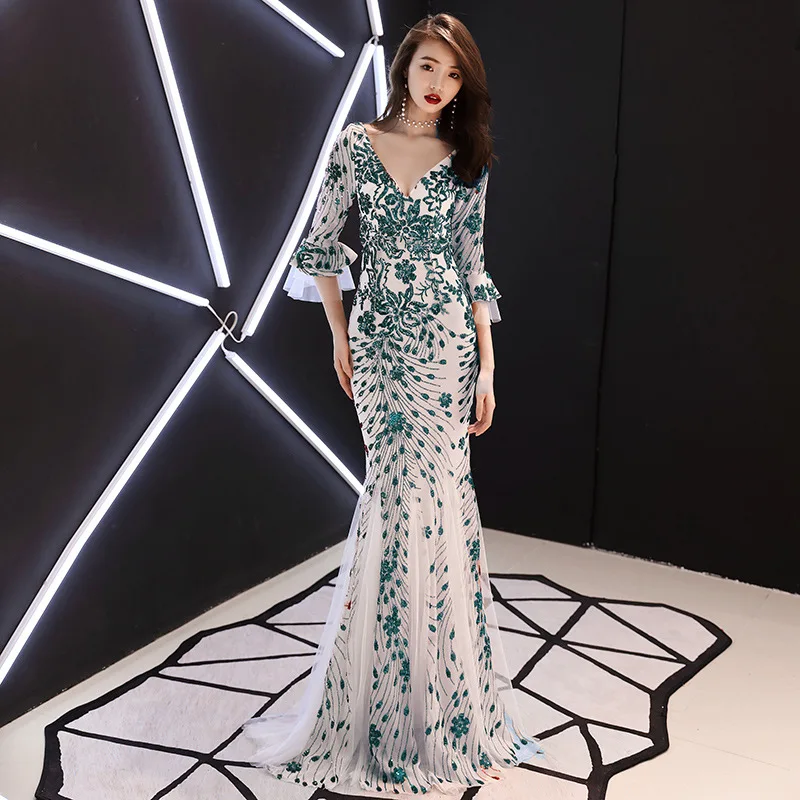 Женские вечерние платья с v образным вырезом и расклешенными рукавами модное