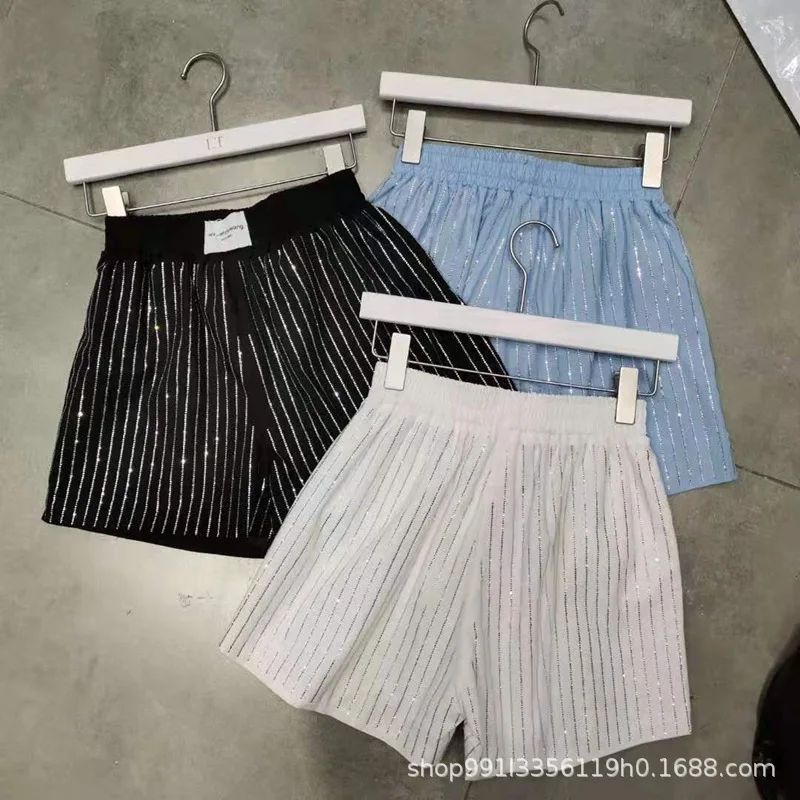 

Aw Wang2021 New Ladies Style Elastic High Waist Vertical Pattern Nail Drill Stitching Thin Casual Shorts Women