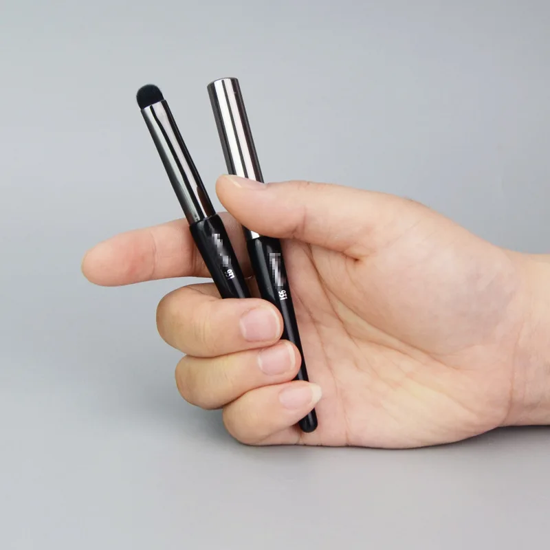 

Fill 931 Detail Eyeshadow Brush Lip Brush Concealer Brush Mini Portable Makeup Brush Professional High Quality Brush Detail