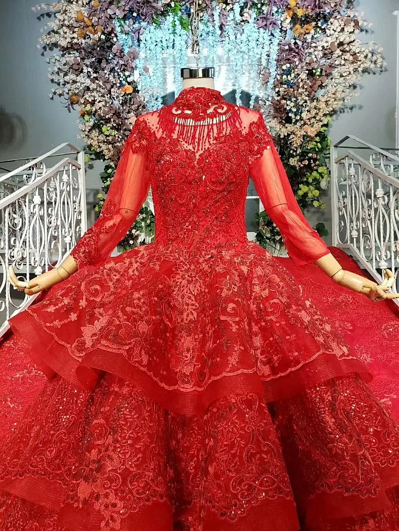 Красное роскошное свадебное платье с длинным рукавом и высоким воротом