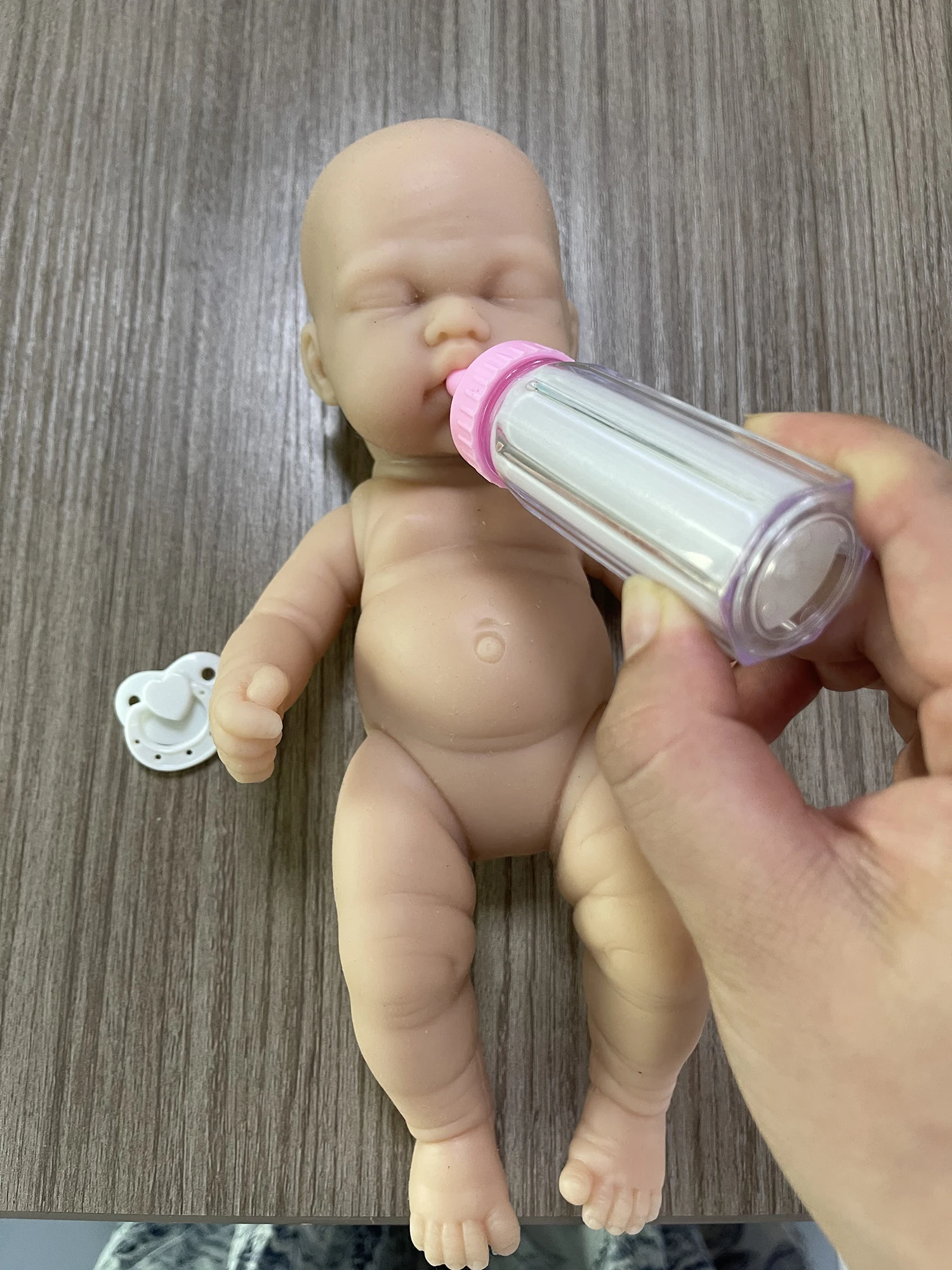 

Mini Magnet Pacifier Mini Reborn Dolls Feeding Bottle For Dolls Accessories Child Gift