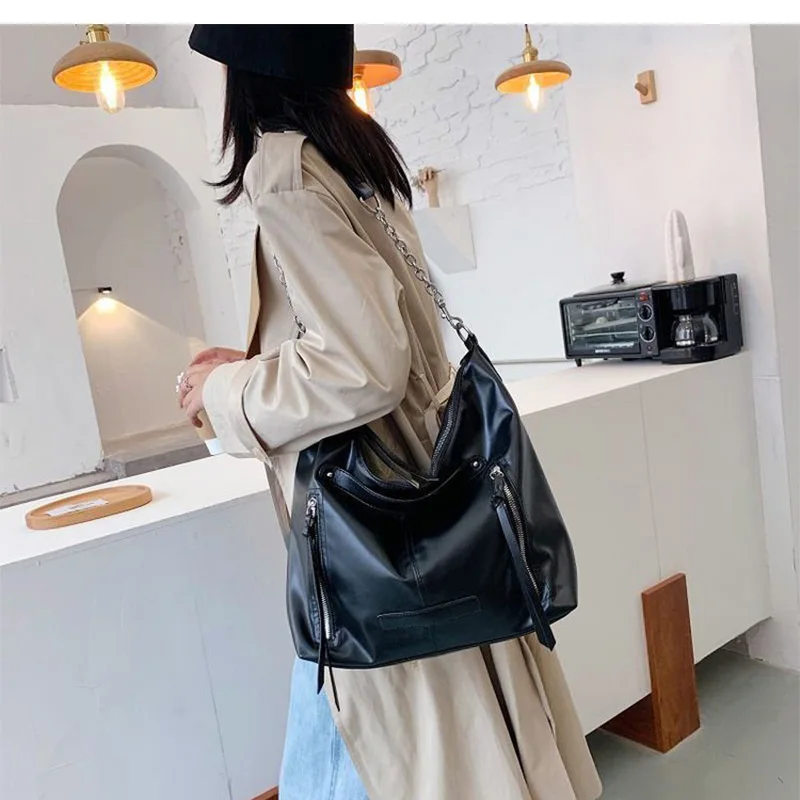 

Сумка-тоут DIINOVIVO, из искусственной кожи, с цепочкой, однотонная, WHDV1565