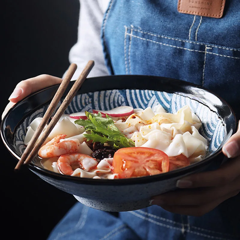 

Большая гофрированная шляпа в японском стиле, креативная большая миска для лапши, домашняя Ретро миска для лапши, керамическая миска для супа, большая миска для рамен из говядины