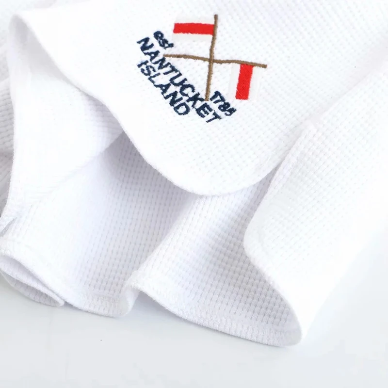 Женские спортивные шорты с вышитыми буквами | Женская одежда