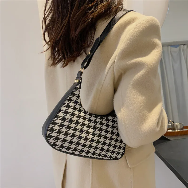 

New Fashion Retro Printing Trendy One-shoulder Small Square Bag Texture Casual Western Style Female Bag