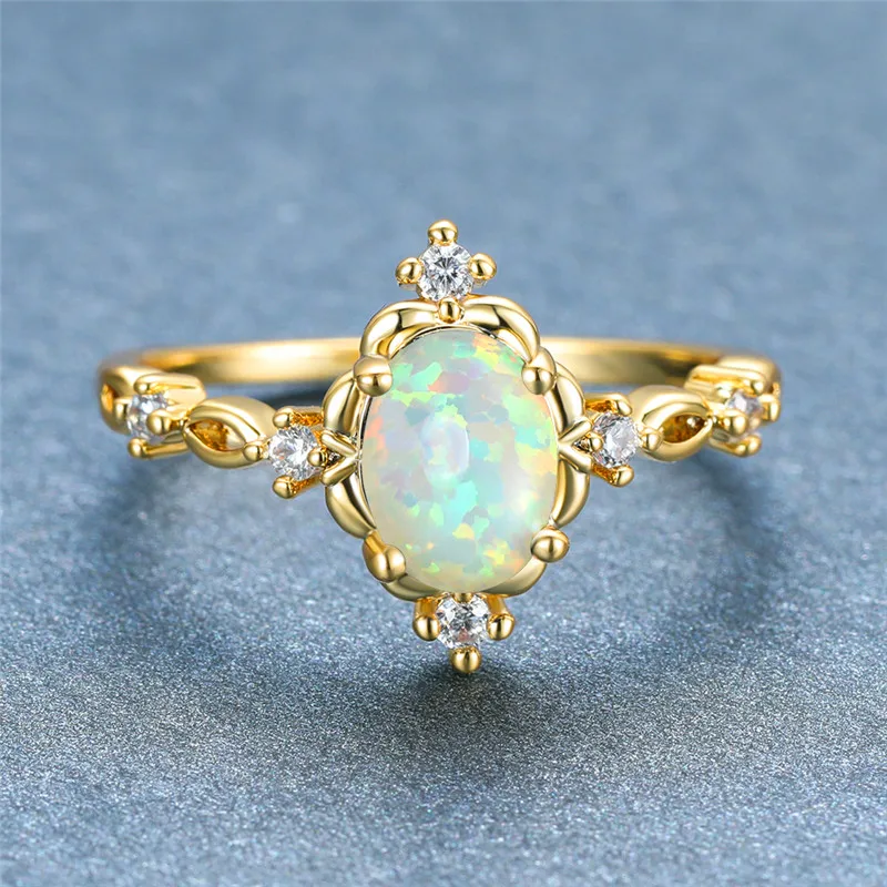

Luxury Female Crystal Green Stone Ring Classic Gold Silver Color Wedding Rings For Women Charm Bride Oval Opal Engagement Ring