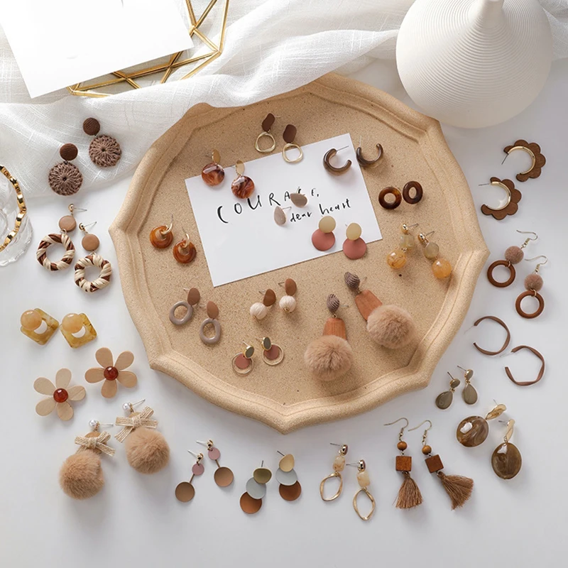 Плюшевые акриловые милые серьги гвоздики харадзюке коричневые Висячие Серьги