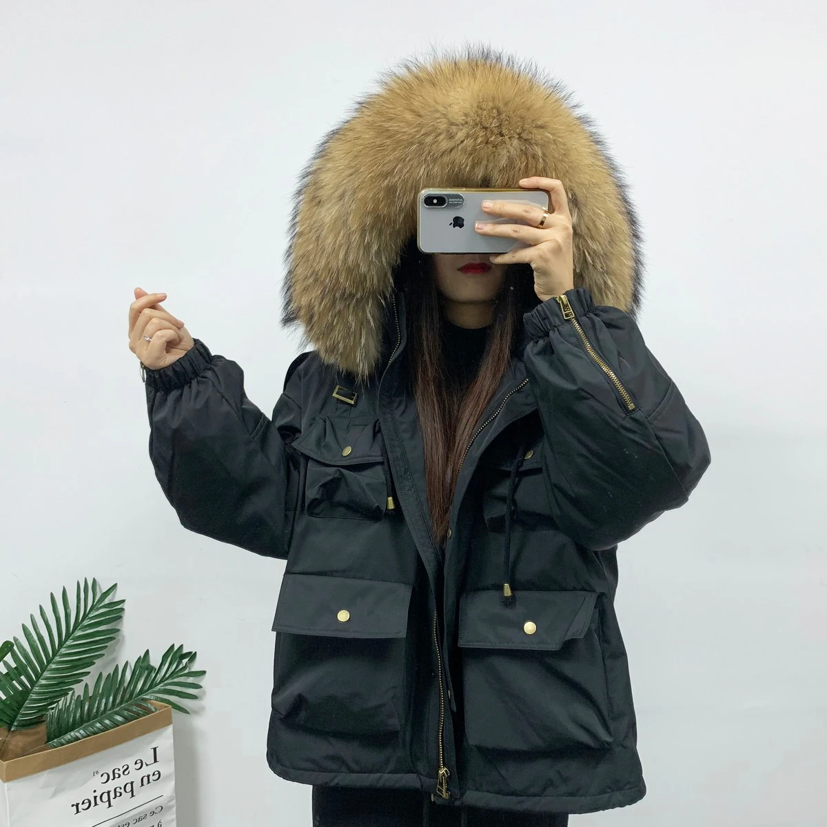 Пуховик женский зимний на белом утином пуху с капюшоном большой размер 2021 |