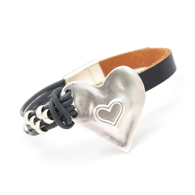 

D&D Women Herat Multilevel LOVE Leather Rope Bracelet & Bangles Magnet Buckle Bracelet For Women Elegant Design Jewelry Gifts