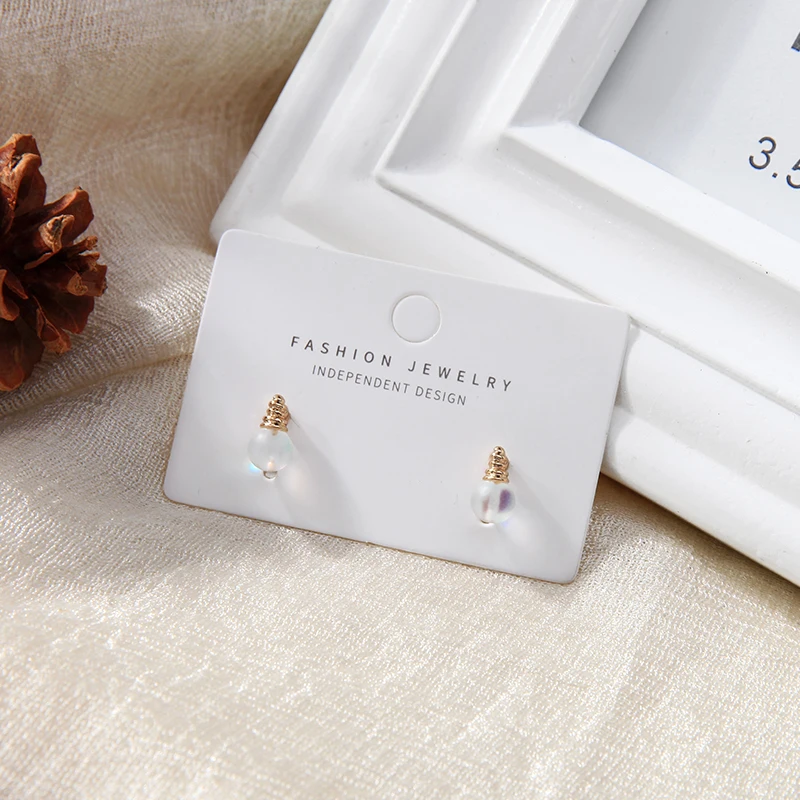 Модные Простые Дизайнерские акриловые серьги-гвоздики для женщин Новое