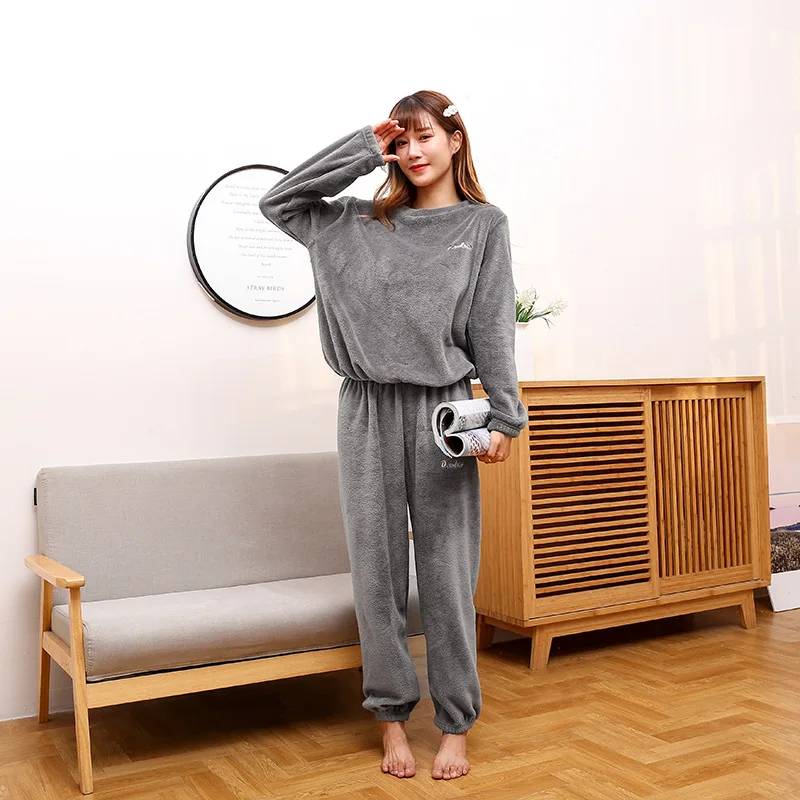 

Women's Sports Suit Fitness Jogging Outdoor Mountaineering Plus Velvet Thickening Two-piece Leisure Plus Size Suit