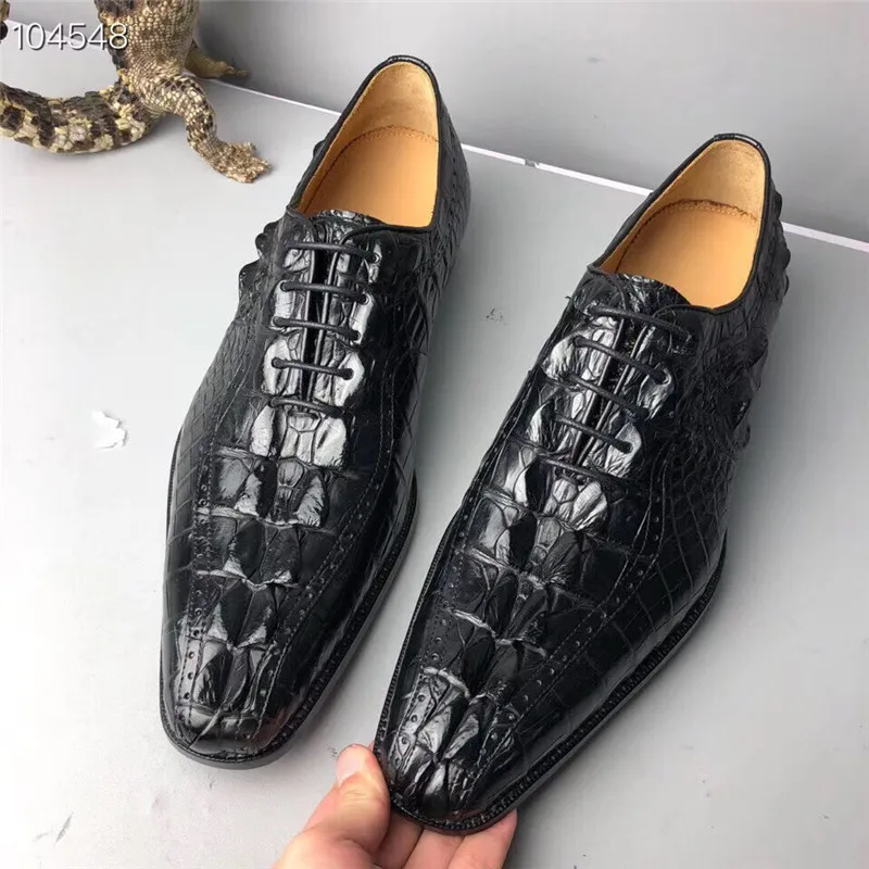 Дизайнерские Мужские модельные туфли с острым носком из натуральной