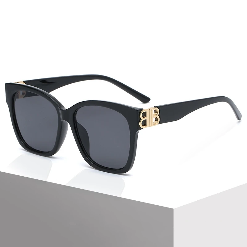 

2021 New Fashion Women Sunglasses Vintage Metal fittings Sunglasses Brand Designer Female Eyeglass Cat Eye glasses UV400