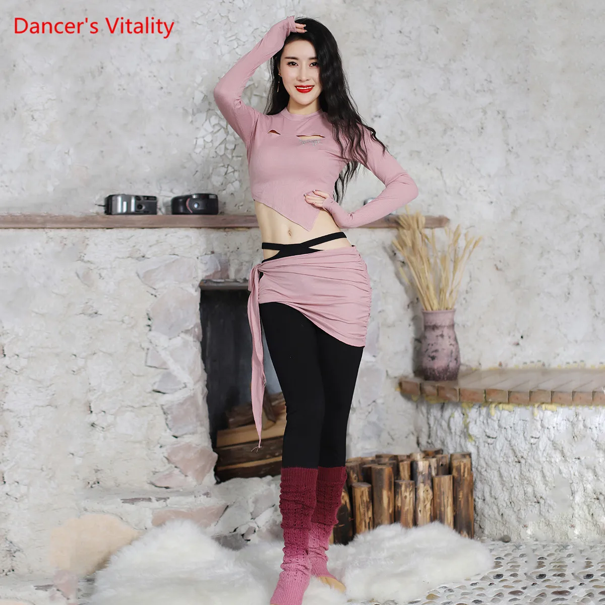 

Belly Dance new Practice Clothes Suit Female Long-Sleeved Tops / Trousers / Hip Scarf Profession Performance Clothes Women