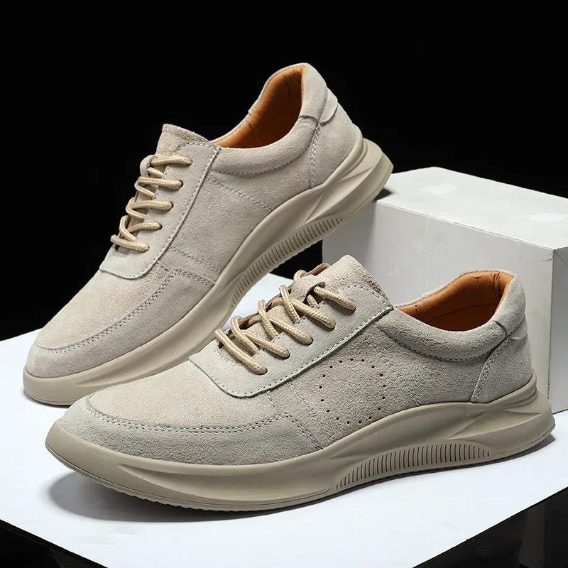 

22 New Leather Sneakers Men Outdoor Hiking Shoes Sport Military Boots Trekking Shoes Non-slip Climbing Shoes Comfortable