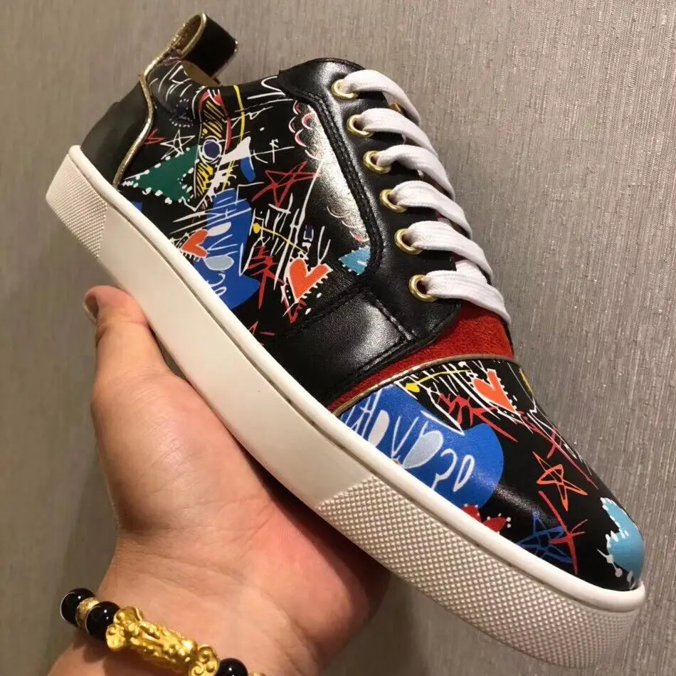 New Luxury brand designer shoes Handmade Fashion Man Leather Loafers Men Printed Embroidery Driving Party Flats Men Causal Shoes