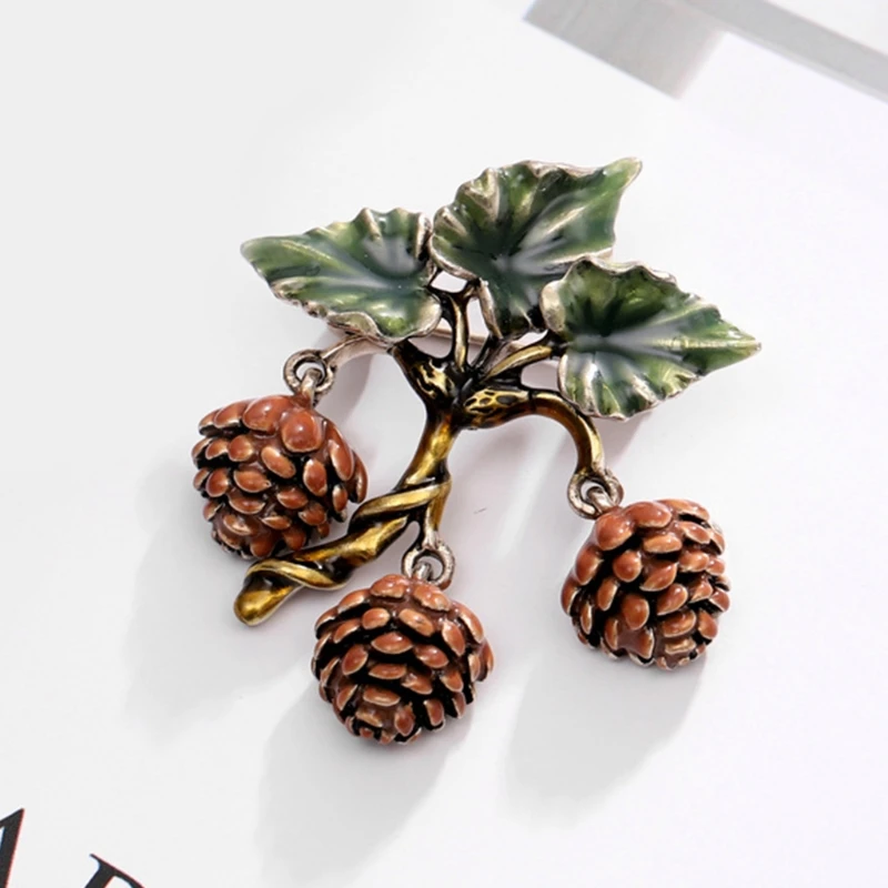 

Hazelnut Brooches Women Weddings Brooch Gifts for Clothing Jewelry Accessories
