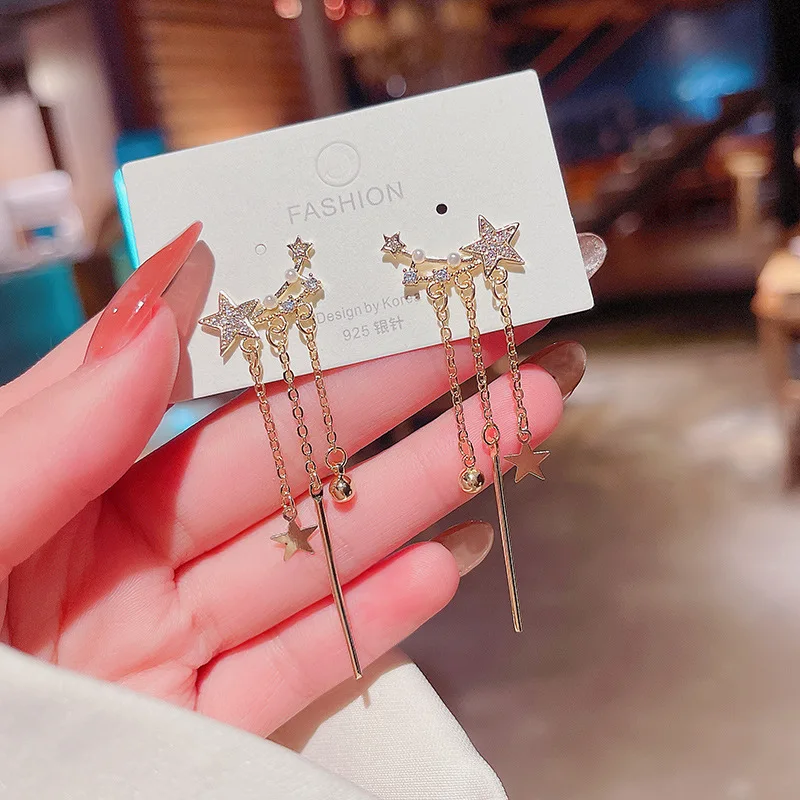 

1Pairs Korean Crystal Trendy Exquisite Star Moon Long Tassel Dangle Earrings for Women Temperament Crystal Pendant Jewelry