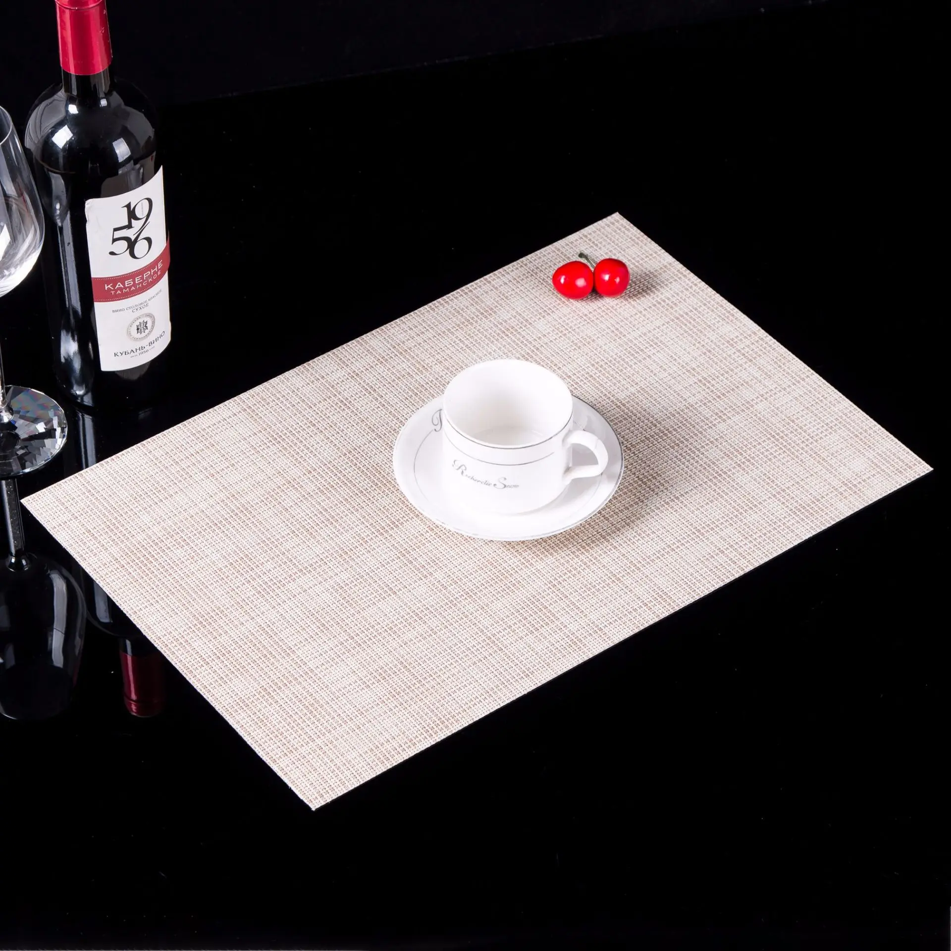 

PVC Family Non-Slip Placemats For Table Mat Tableware Bowl Pads Dining Table Mats Easy To Clean Anti Slip Heat Resistant