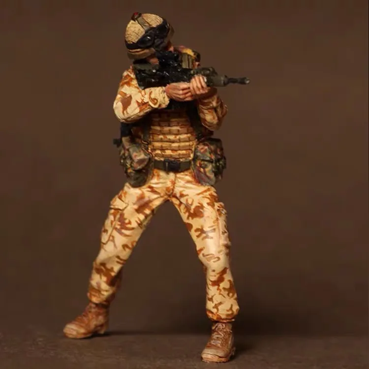 

1/35 Resin Figures Model kits Unassambled Unpainted GK kits 1004