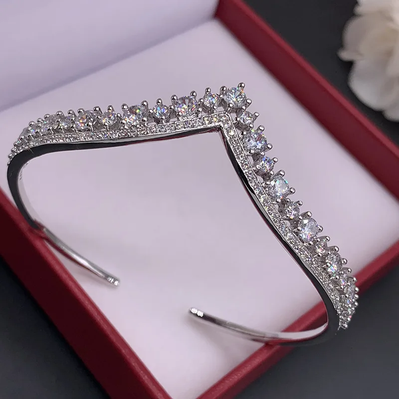 

Simple and Frosty Queen's Crown Large Zircon Bracelet Open Elegant Curved Bracelet Female Dinner Party Wedding Bracelet