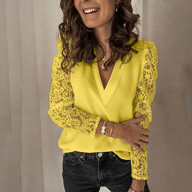

Plus Size Women Chiffon Blouse 2020 Spring Summer V-neck Lace Hollow Out Tops Embroidery Short Sleeve Patchwork Shirt Feminino