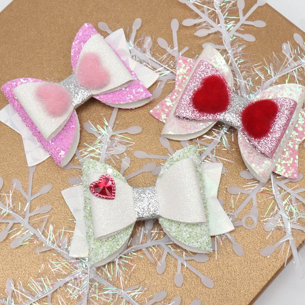 Заколка для волос с блестками зажим красным сердечком и помпоном аксессуар 3