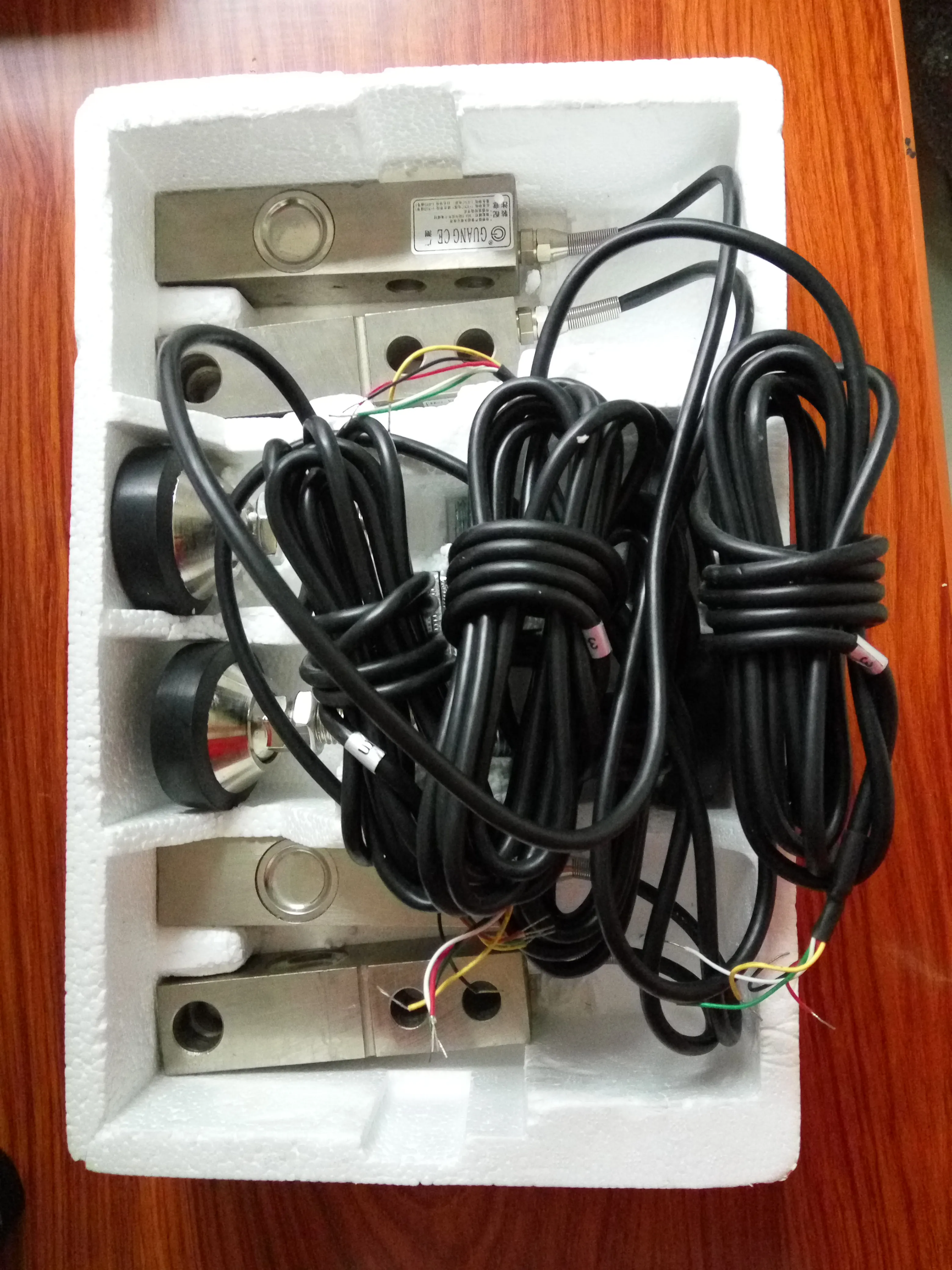 С ножкой и подставкой справочный диапазон выбора консольный датчик взвешивания