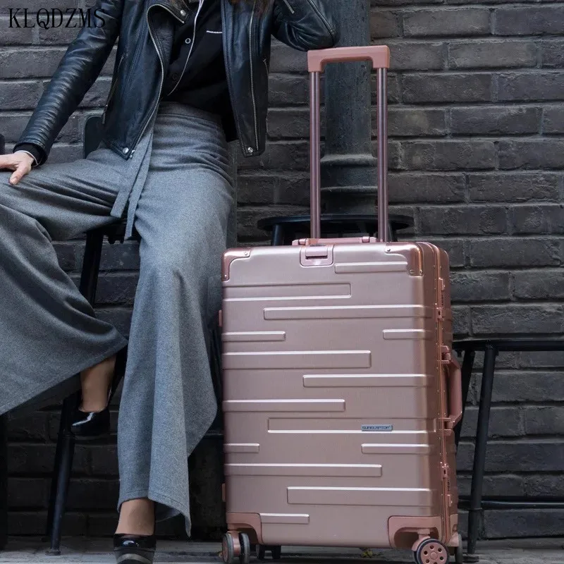 KLQDZMS 20&quot22&quot24&quot26&quot29inch fashion travel suitcase aluminum frame rolling luggage spinner on wheels men women trolley case |