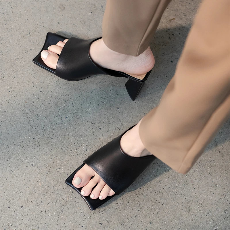 

JOCHEBED HUWomen genuine leather sandals chunky high heel slippers summer spaure toe lazy flipflops dress shoes sandalias de l