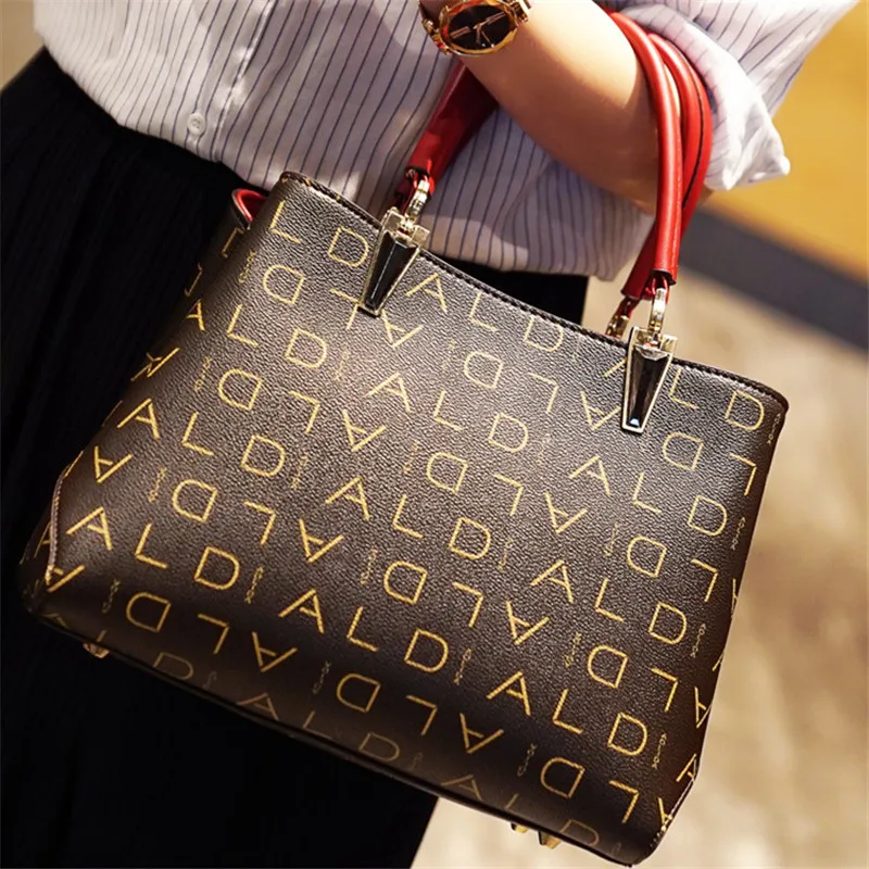 

2020 New Famous Designer Large Capacity Casual Totes Fashion Shoulder Messenger Bags Women Purse and Handbags Channels Louis Bag