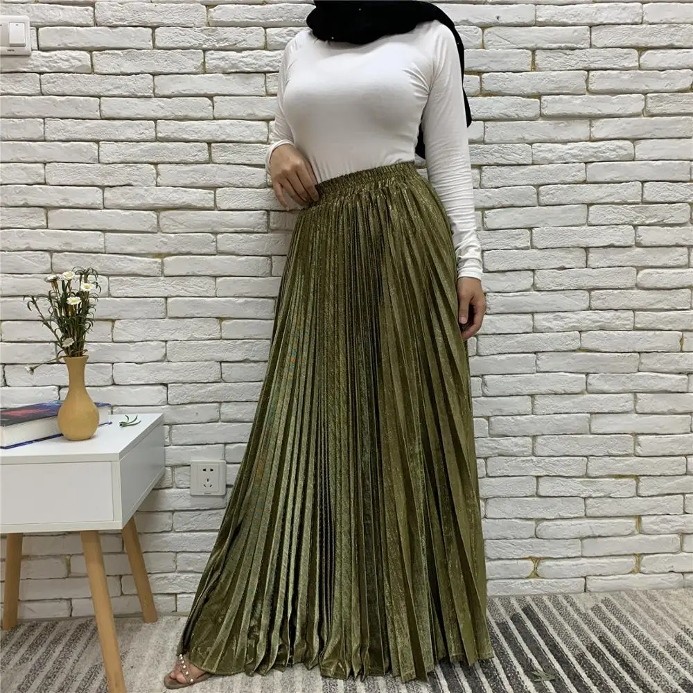 Длинная атласная юбка-макси с металлическими вставками трапециевидная