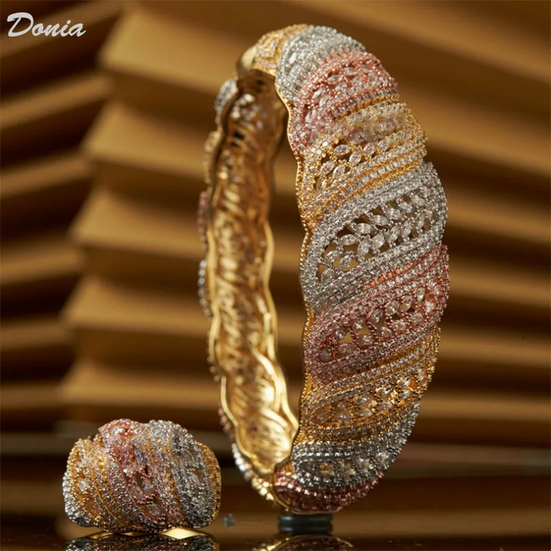 

Ювелирные изделия Donia, модный трехцветный браслет, микро набор, AAA, циркониевый браслет, толстый и тонкий лист, застежка, браслет, кольцо, 2 ком...