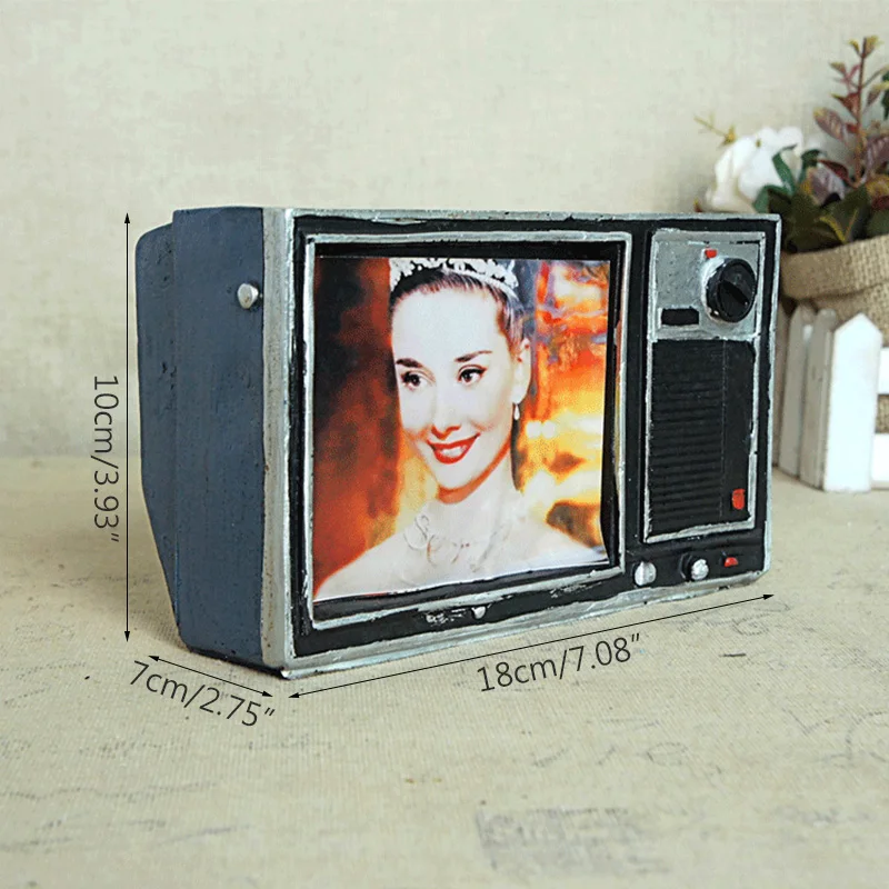 

Vintage Resin Television Piggy Bank Retro Television Miniature Model Sculpture Desk Decor Ornaments Home Decoration Accessories