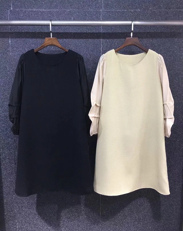 

Женское прямое платье с длинным рукавом и круглым вырезом