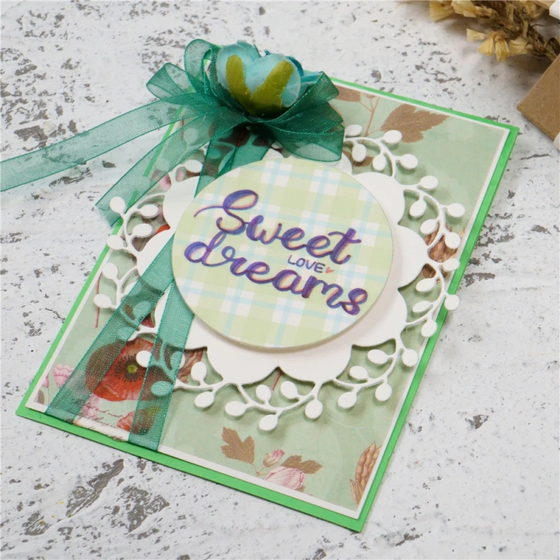 

YaMinSanNiO Floral Wreath Frame Metal Cutting Dies For Paper Card Making Scrapbooking Embossing Die Cut Stencil Home Decor Craft