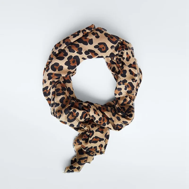 Женский кашемировый шарф с леопардовым принтом на осень/зиму| |