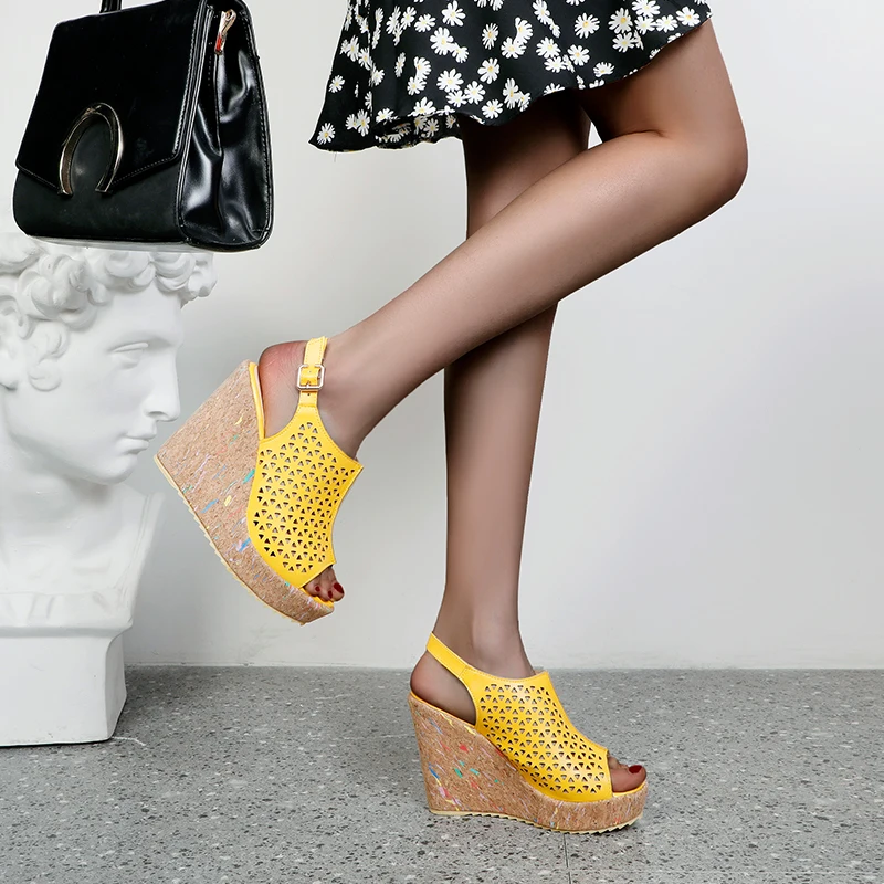 

Fanyuan 2021 Rome Cut Outs Women Sandals Wedges Heels Female Peep Toe Summer Fashion Female Gladiator Sandals Shoes Size 34-43